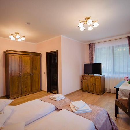 Casa Maiereana Hotel Dombhát Kültér fotó